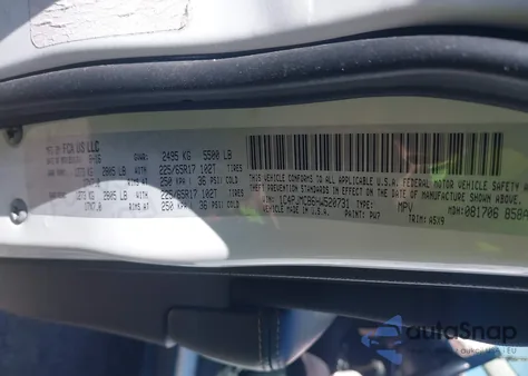 2017 Jeep Cherokee Latitude 4X4 z USA, uszkodzony, nr VIN 1C4PJMCB6HW520731